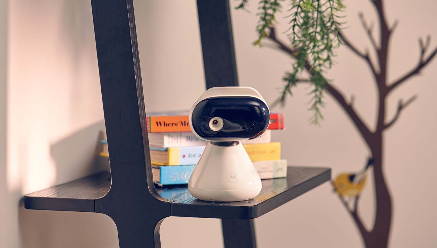 PIP1500 - camera on shelf in nursery - content image