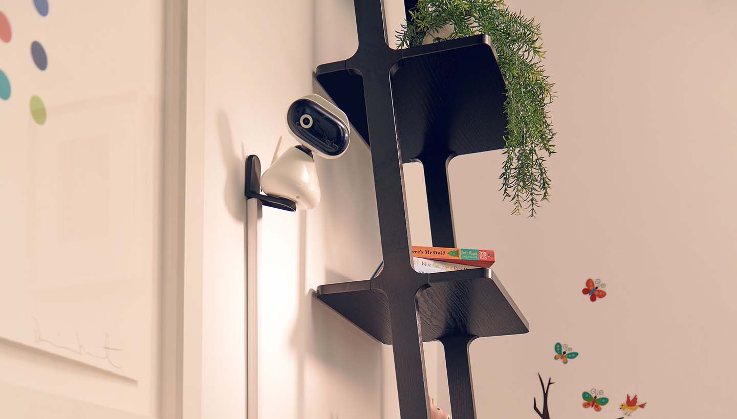 PIP1000 Connect - camera wall mounted - content image